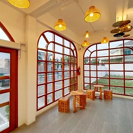 Hotel Baan Klang-dao