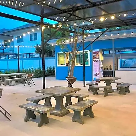 Baan Klang-dao 2*