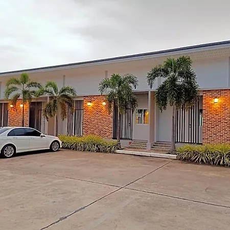 Hotel Baan Klang-dao 2*