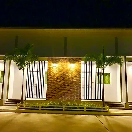 Baan Klang-dao 2*