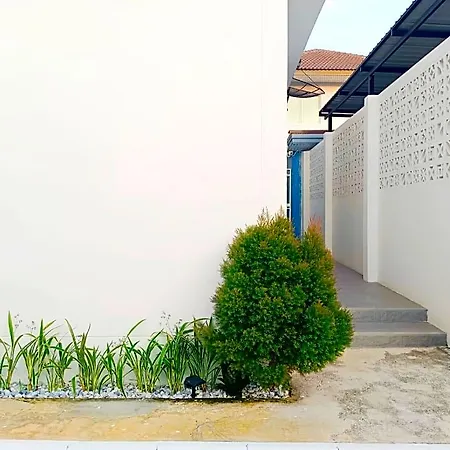 Baan Klang-dao Pattaya
