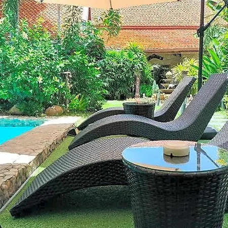 Le Prive 3*