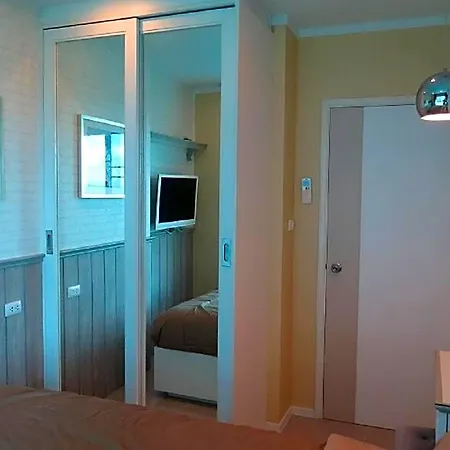 Lumpini Parkbeach Jomtien Pattaya Sea View By Dome Hotel 4*