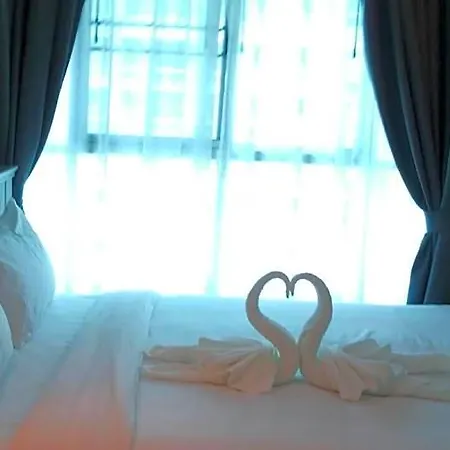 Hotel Lumpini Parkbeach Jomtien Pattaya Sea View By Dome 4*