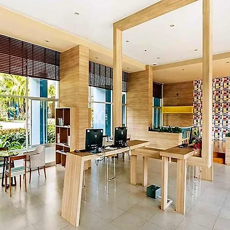 Hotel Lumpini Parkbeach Jomtien Pattaya Sea View By Dome 4*