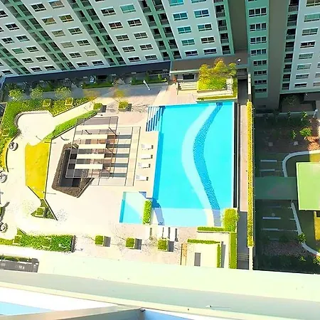 Lumpini Jomtien Seaview E22inn Hotel