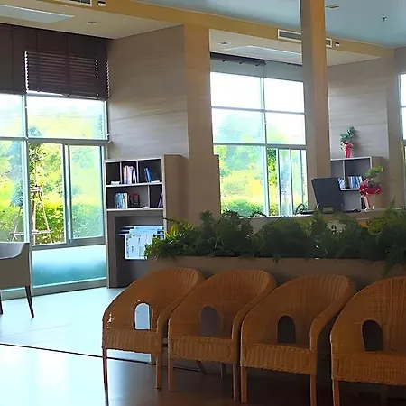 Lumpini Jomtien Seaview E22inn 3*