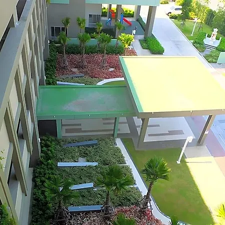Lumpini Jomtien Seaview E22inn Hotel