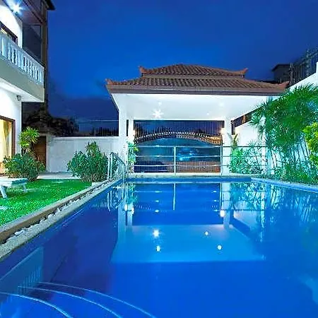 Hotel Avoca Pool Pattaya