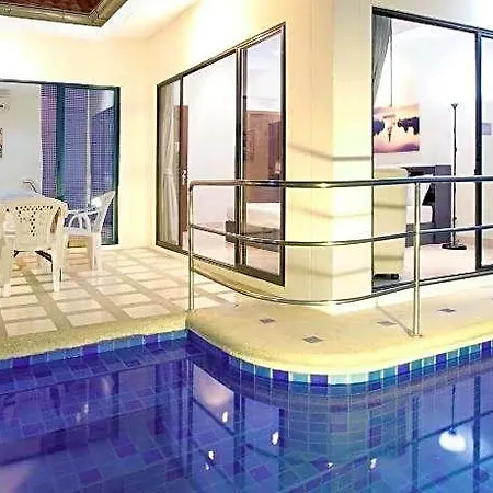 Avoca Pool 3*