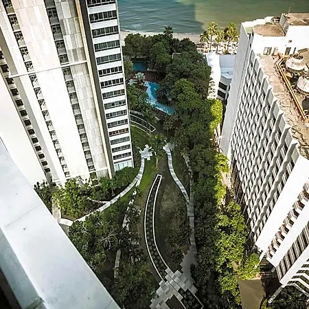 Hotel Northpoint Luxury Grandisvillas Pattaya