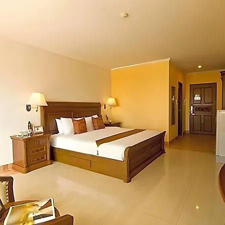 Best Beach Villa Hotel 3*