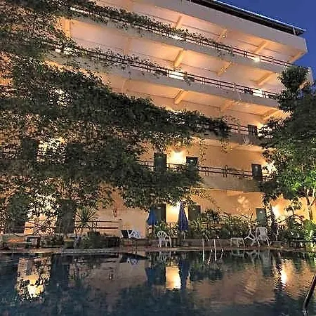 Opey De Place Hotel Pattaya