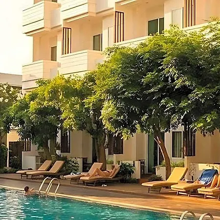 โรงแรม Hill Fresco 5*