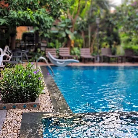 Hotel Opey De Place Pattaya