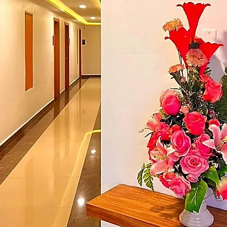 The Grand โรงแรม 3*