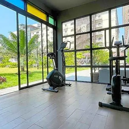 Sabai Nearby Marina โรงแรม Pattaya