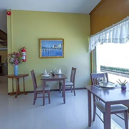 Sabai Nearby Marina Hotel 3*