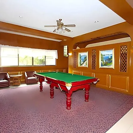 Sabai Nearby Marina 3*