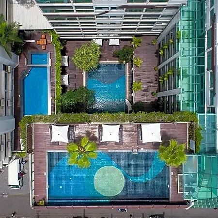Sunshine & Residences โรงแรม 4*