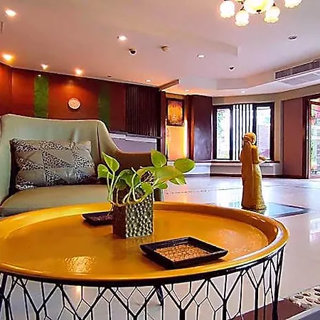 Gazebo Hotel
