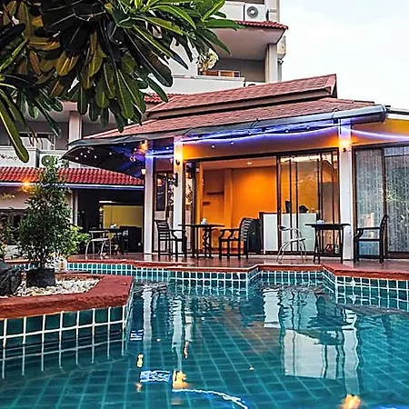 Hotel Gazebo