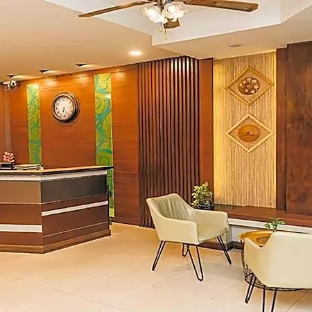 Gazebo Hotel 3*