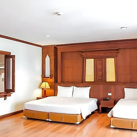 Mike Garden - Sha Extar Hotel Pattaya