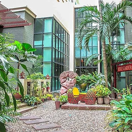 Mike Garden - Sha Extar Hotel