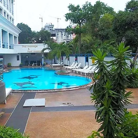The Camelot โรงแรม Pattaya
