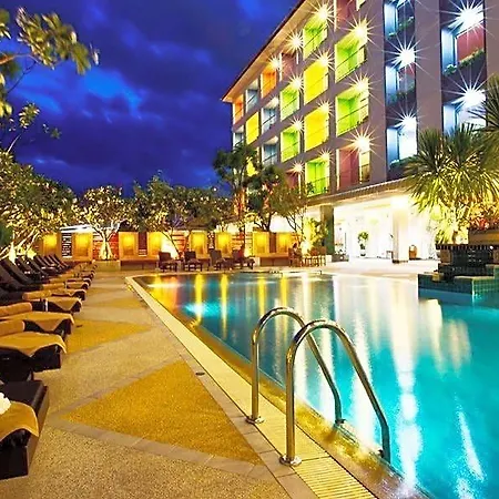 Hotel The Ninth 3*