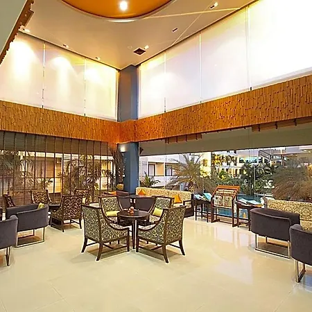 โรงแรม Sea Breeze Jomtien