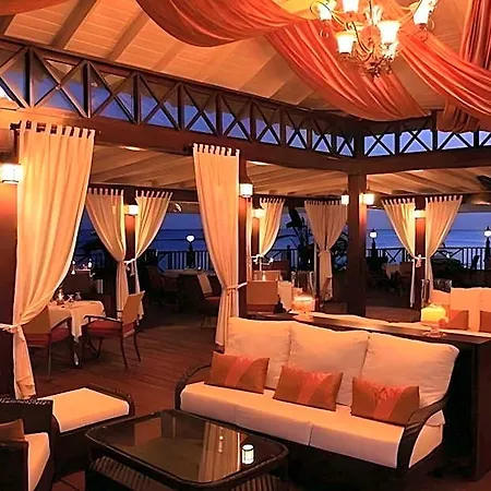Sea Breeze Jomtien โรงแรม Pattaya