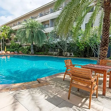 Sea Breeze Jomtien โรงแรม Pattaya