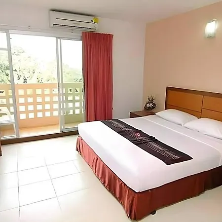 โรงแรม Eastiny Seven