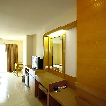 Eastiny Seven 3* Pattaya