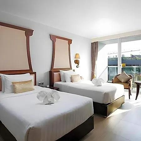 Aiyara Grand Hotel