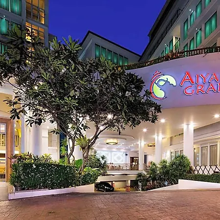 Aiyara Grand 5*