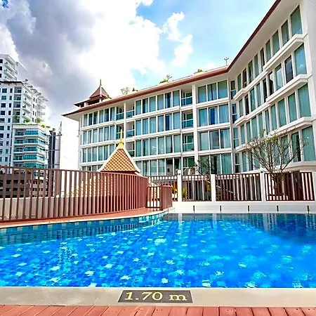 Hotel Aiyara Grand