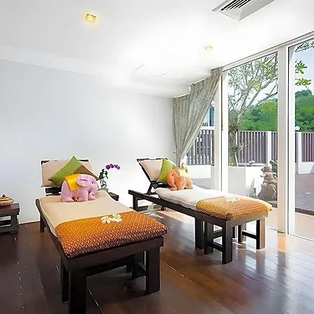 Aiyara Grand Hotel