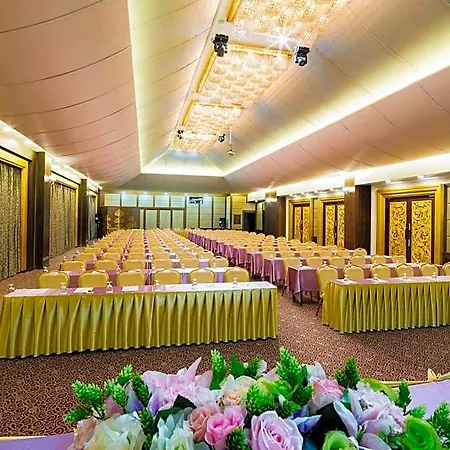 Aiyara Grand 5* Pattaya
