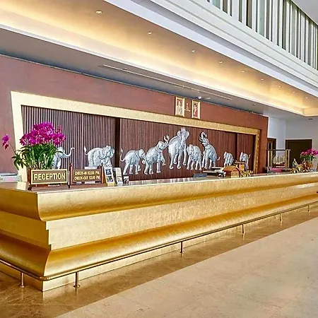 Aiyara Grand 5* Pattaya