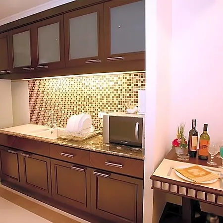 โรงแรม Lk