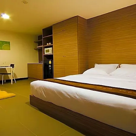 Mooks 2* Pattaya