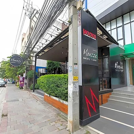 Mooks Aparthotel