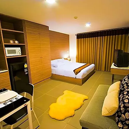 Mooks Aparthotel Pattaya