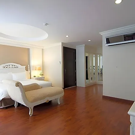 โรงแรม แอลเค เลเจนท์ 4*
