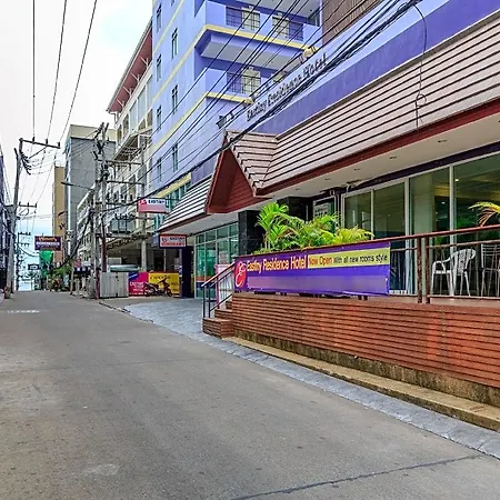 Eastiny Hotel 4*