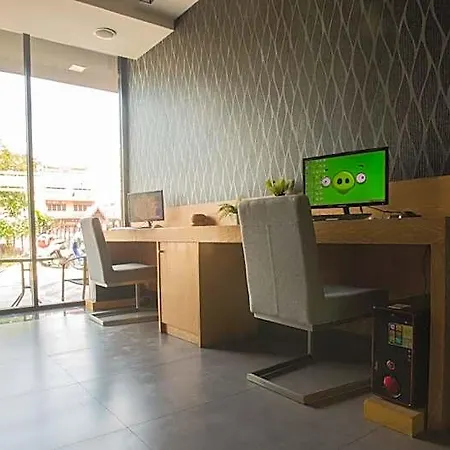 Place Serviced Hotel Pattaya