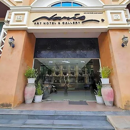 นริส อาร์ท โฮเทล โรงแรม